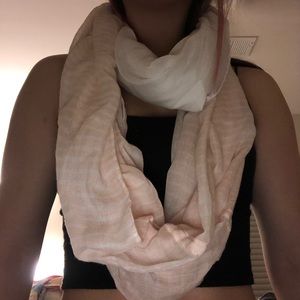 Infinity scarf